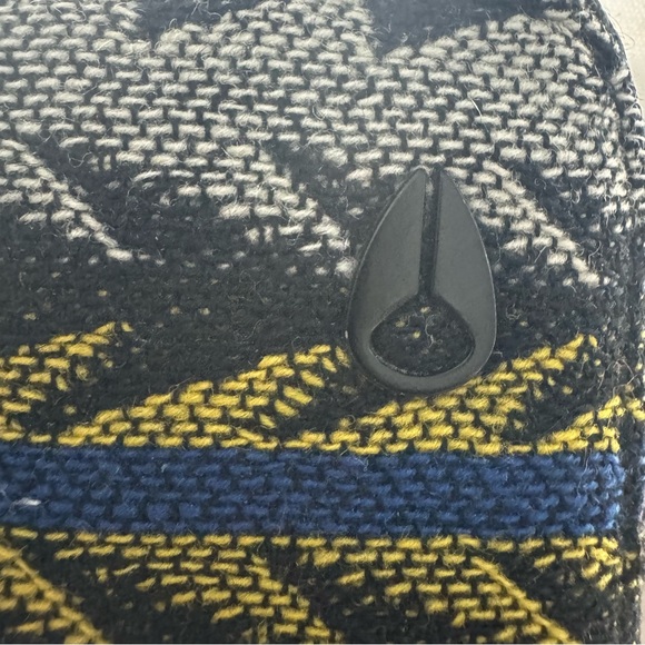 Nixon x Pendleton Midnight Eyes Bifold Wallet – Wool Exterior | Zip Closure - Picture 7 of 14